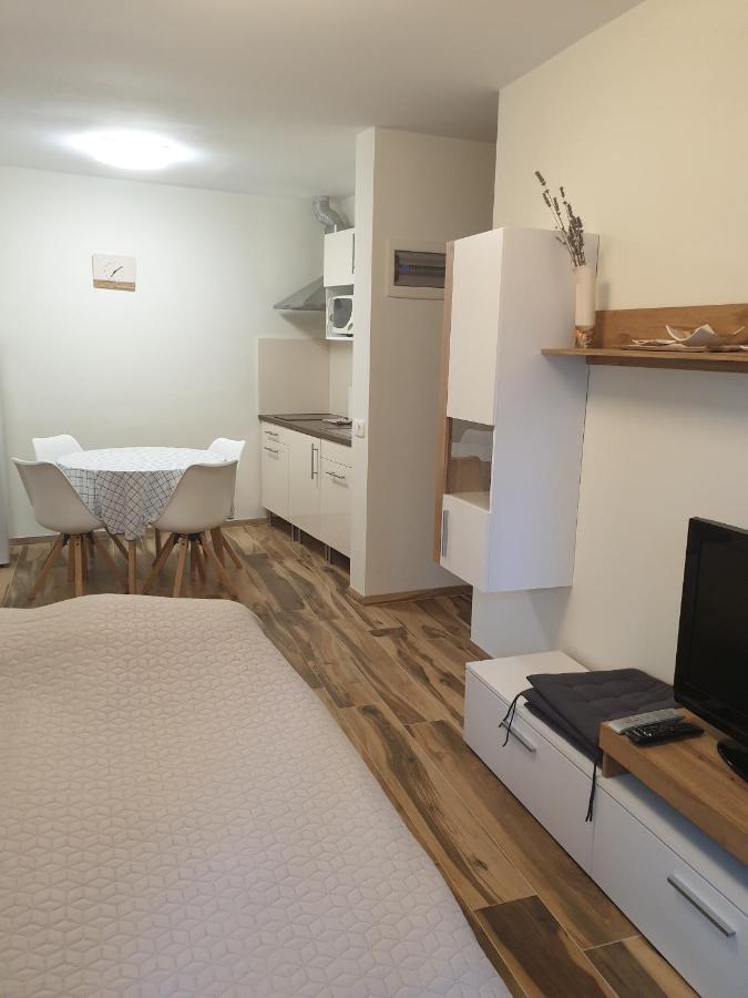 Apartment With Terrace Portorož Exteriör bild